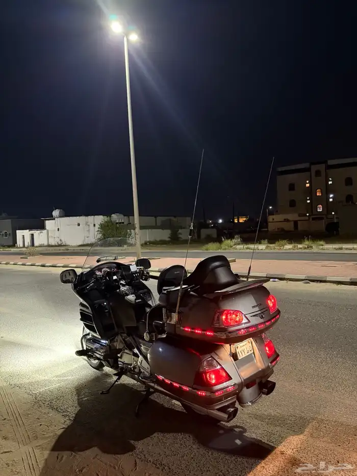 للبيع قولد ونق 2008 4