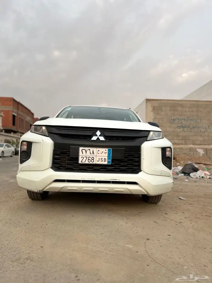 ميتسوبيشي 2022 17