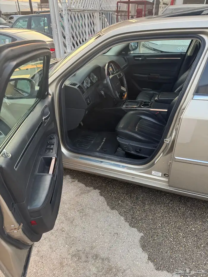 كرايزلر C300 2009 ( تم البيع ) 15