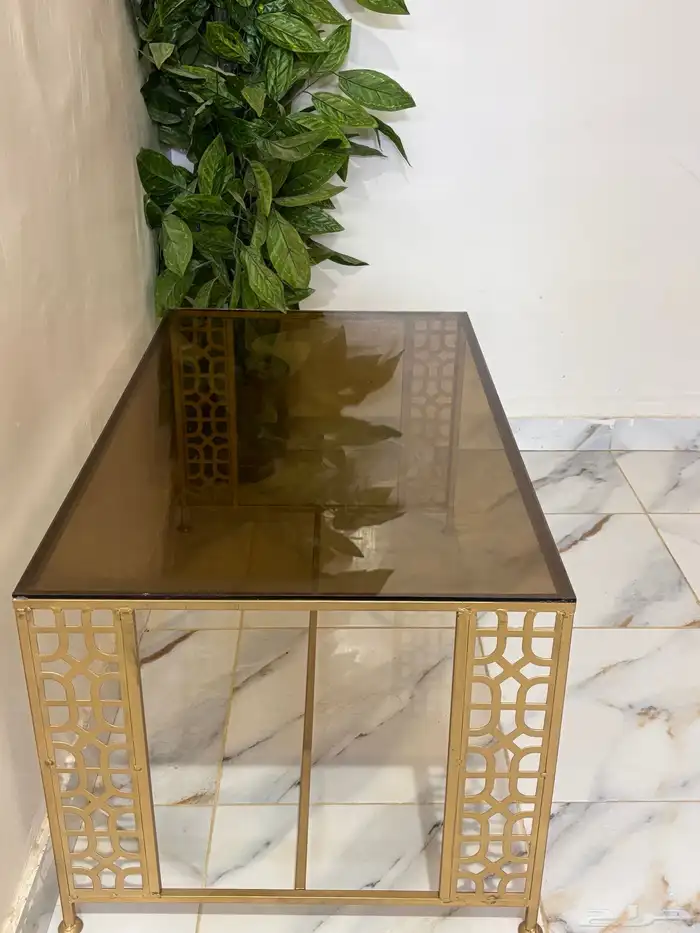 طاولة 1