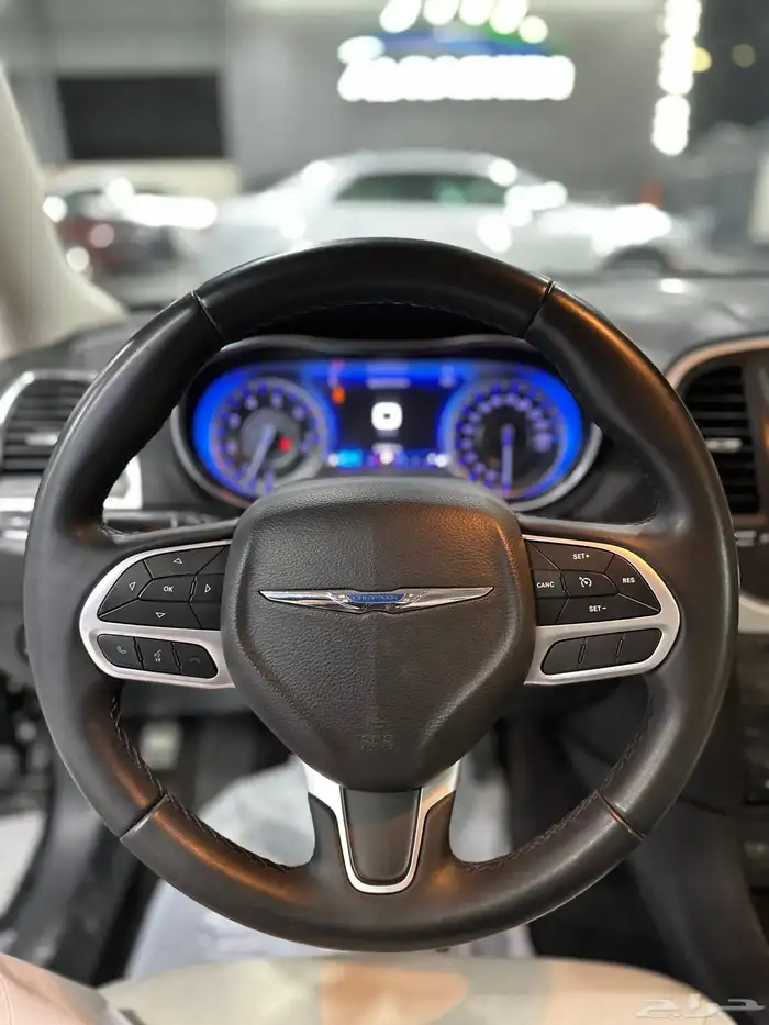 كرايزلر C300 اسود 2019 LTD لدى معرض(عبيد الرشيدي) 24