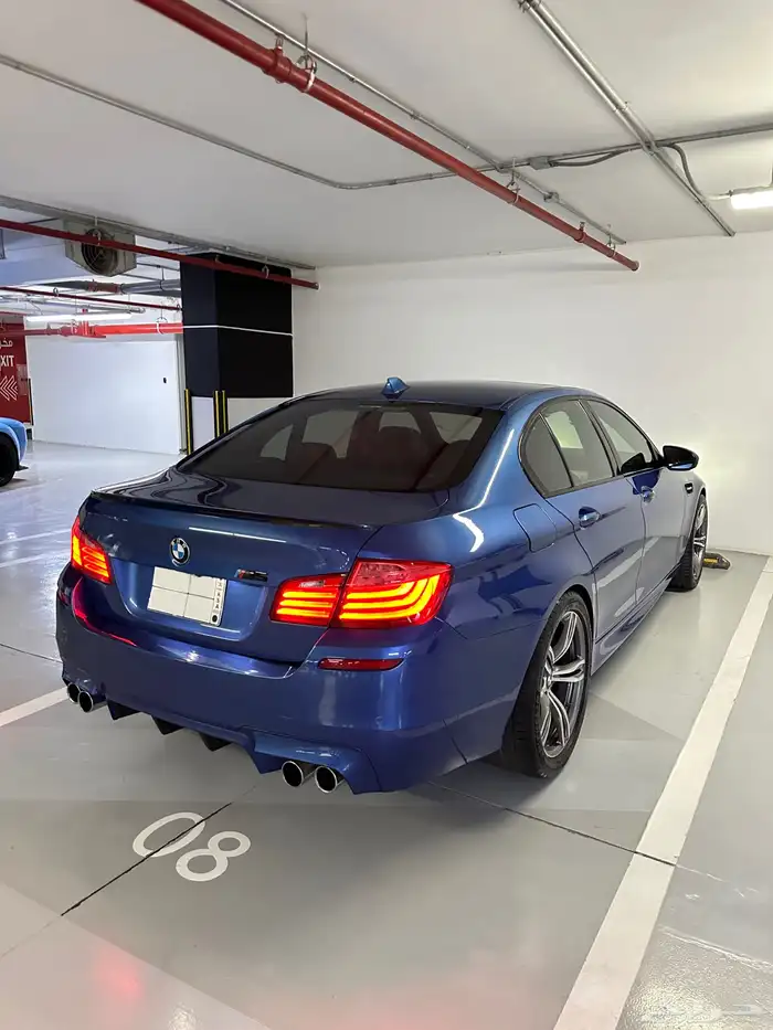 بي ام دبليو M5 9