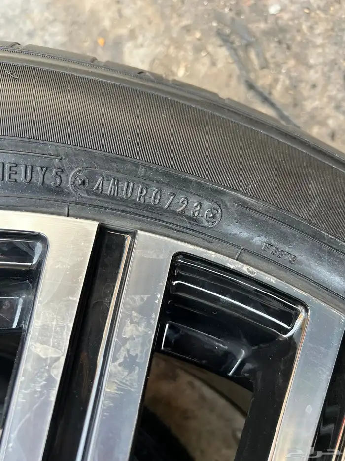 جنوط لكزز ال اكس كوبي 2024 مقاس 22 مع كفرات دلوب 2023 7