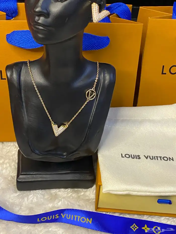 سلاسل واساور لويس فيتون مع الملحقات كواليتي 6