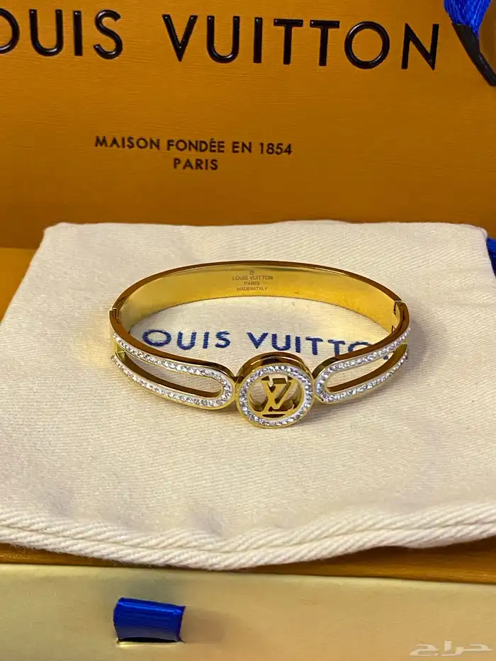 سلاسل واساور لويس فيتون مع الملحقات كواليتي 34