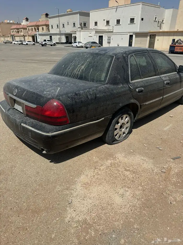 ماركيز 2003 للبيع اللون اسود 0