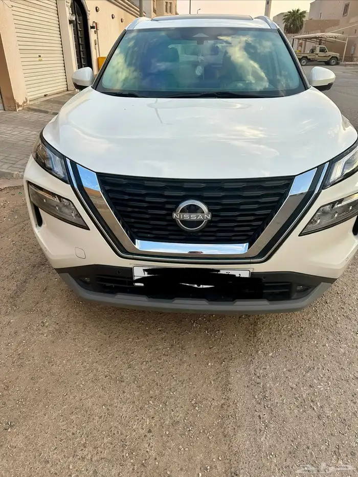 اكس تريل 2023نص فل بلس دبل 7 ركاب 0