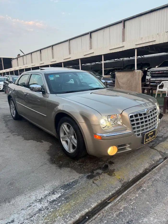 كرايزلر C300 2009 ( تم البيع ) 3