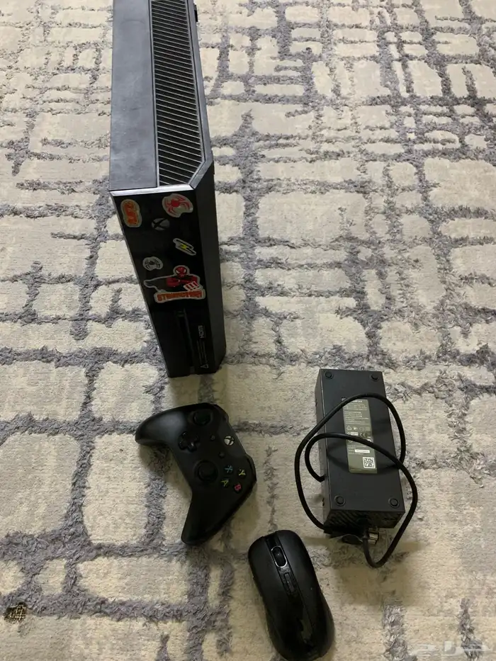 اكس بوكس نظيف  جدا  ولا يشكو من شي 2