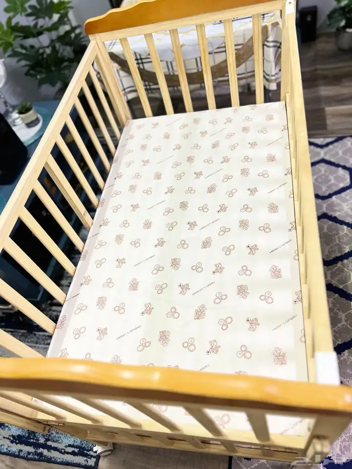 سرير اطفال 2