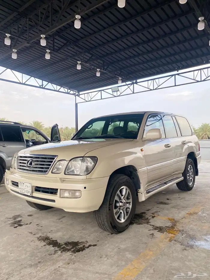 جيب لكزس Lx470 لون كريمي 2006 ممشى 400 25