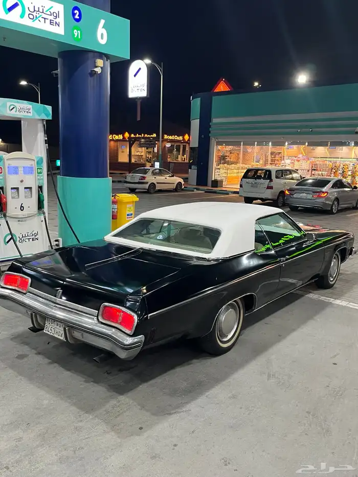 سيارات كلسيكيه للايجار لليوم الوطني والتاسيس والمتاحف 3