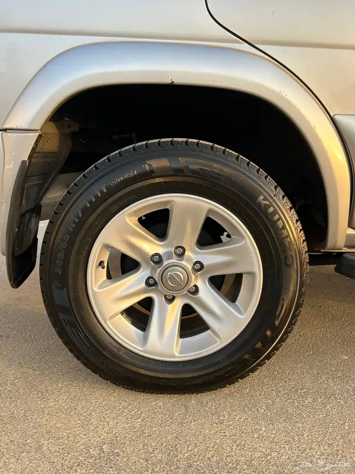 نيسان باثفندر 2005 sE 8