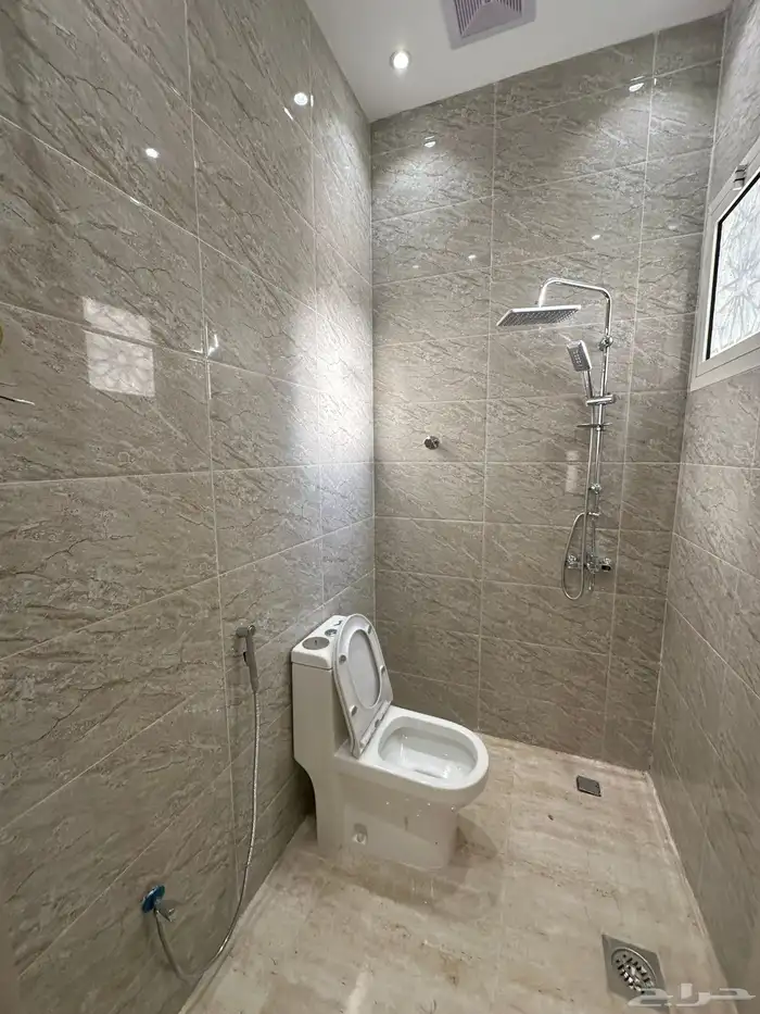 دور للبيع في نبلاء بمليون 50 المساحة 350 7