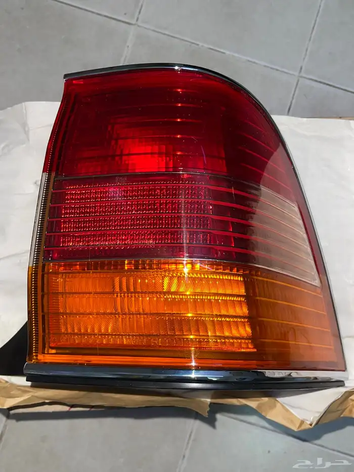 اسطب ركن يمين تويوتا كراون 98 وتحت جديد اصلي 0