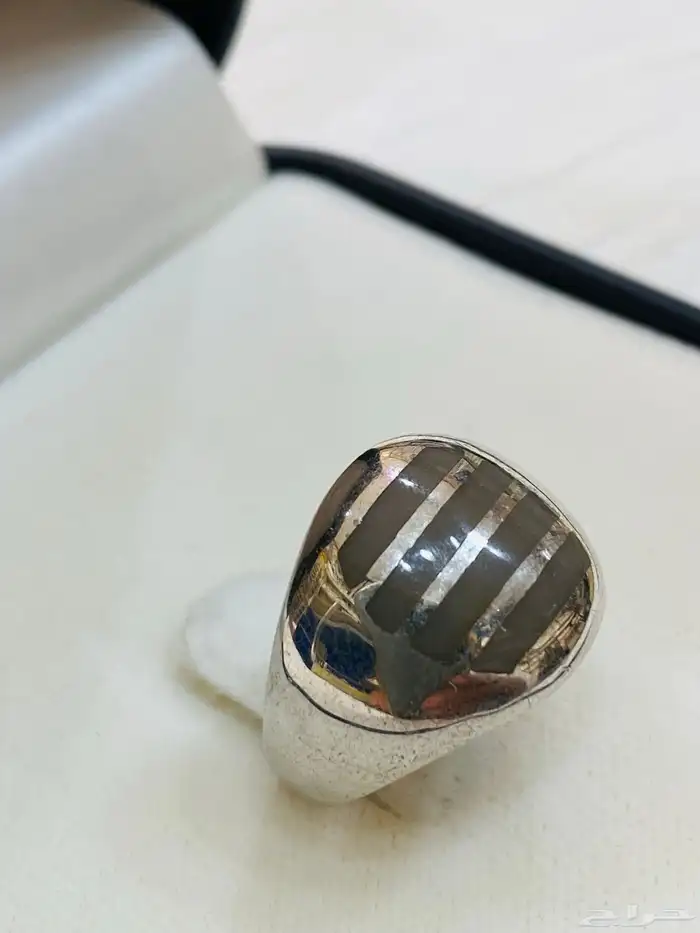 خاتم فضه إيطالي ملكي عيار 925 بلون مميز 2