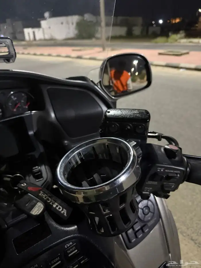 للبيع قولد ونق 2008 7