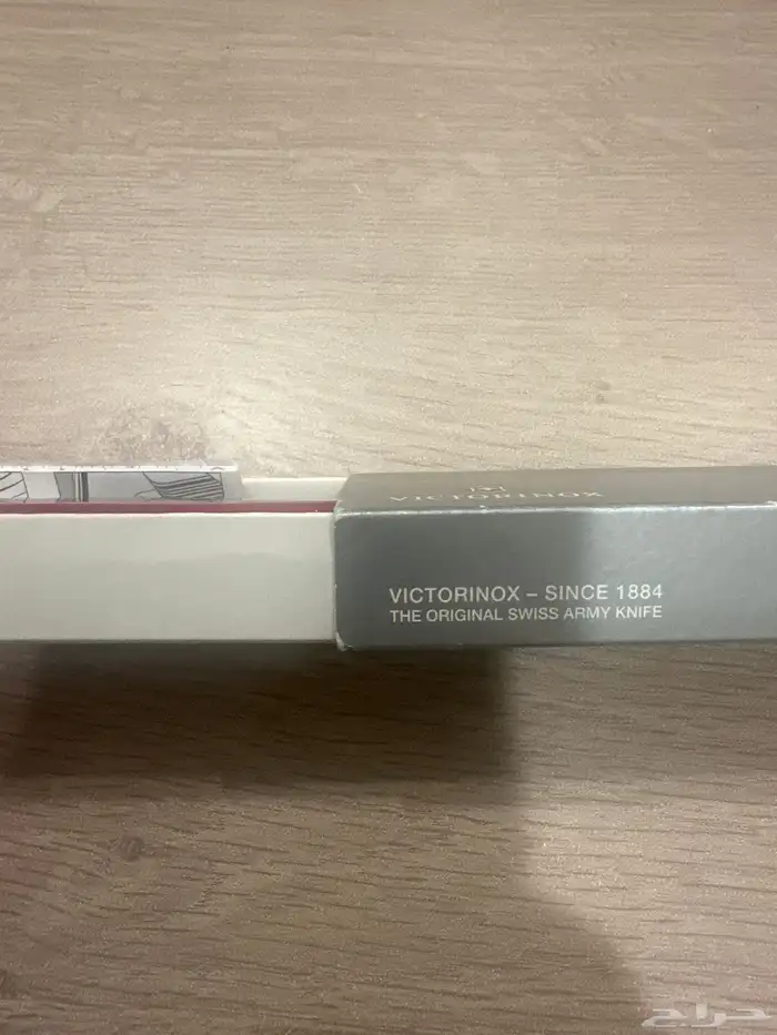 Victorinox Swiss Army knife سكين الجيش السويسري فيكتورينيكس 1