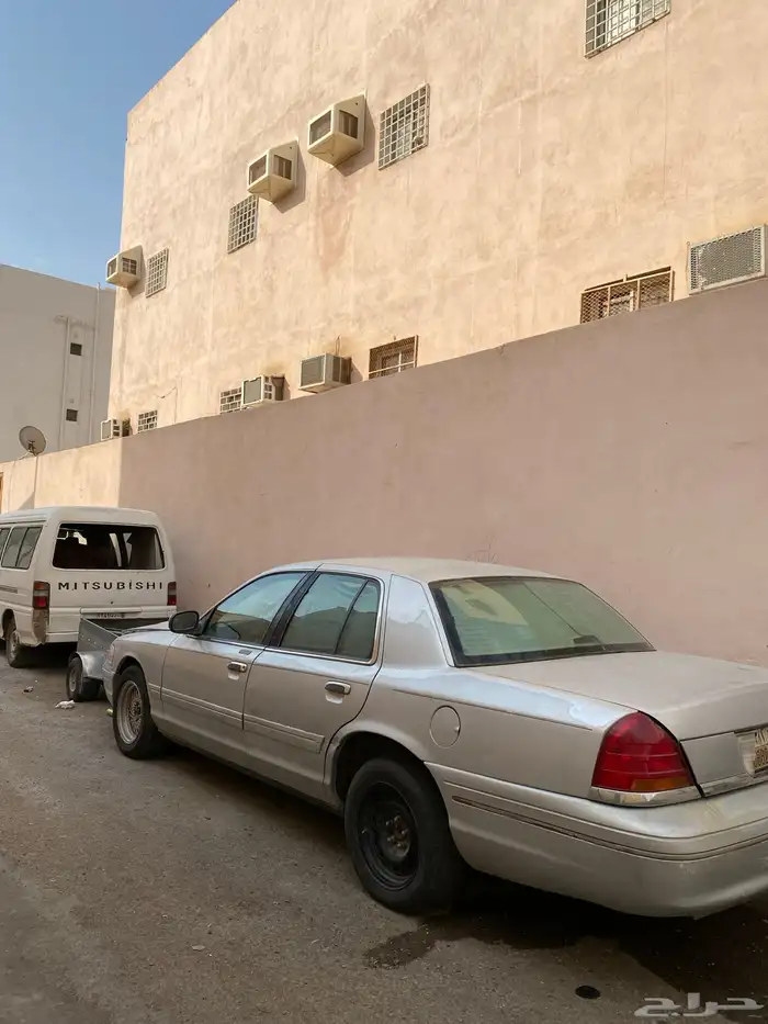 فورد فكتوريا 2