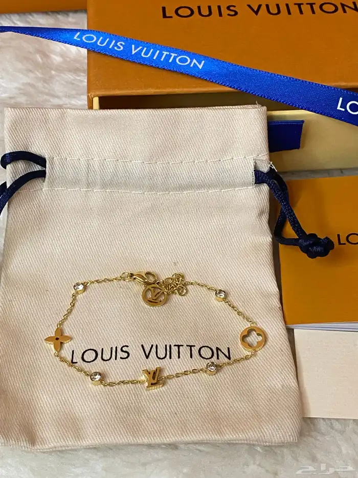 سلاسل واساور لويس فيتون مع الملحقات كواليتي 21