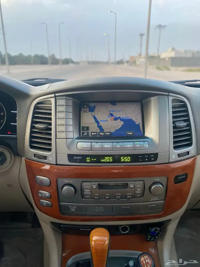 جيب لكزس Lx470 لون كريمي 2006 ممشى 400 4