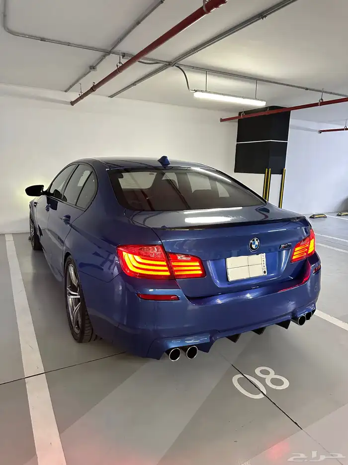 بي ام دبليو M5 8