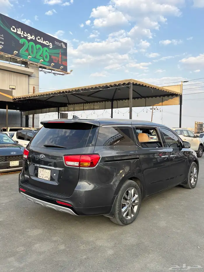 كيا كرنفال 2018 تم البيع 6