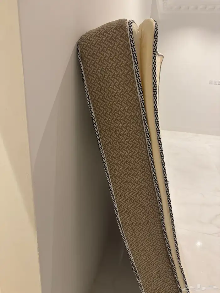 طراحه للبيع ب 50 ريال مستعجل 0