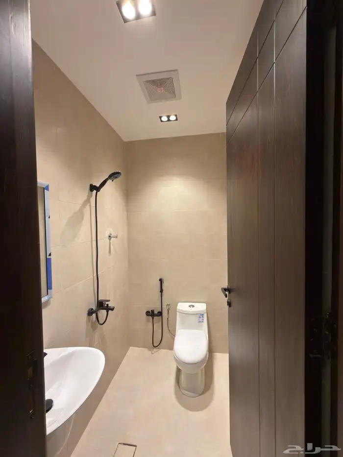 للبيع شقق سكنيه فاخرة طريق المدينه العسكريه بخميس مشيط 15