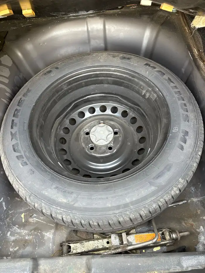 للبيع نيسان سنترا 11