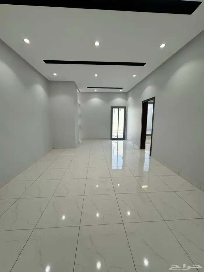 عرض روف 5 غرف حي المروة السعر 700 1