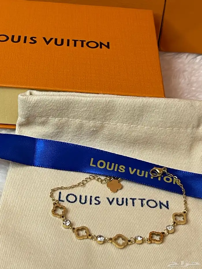 سلاسل واساور لويس فيتون مع الملحقات كواليتي 16