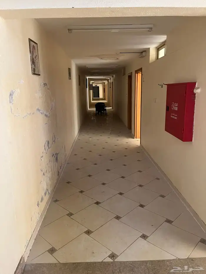 فرصه استثماريه مطعم في موقع ممتاز للإيجار 14