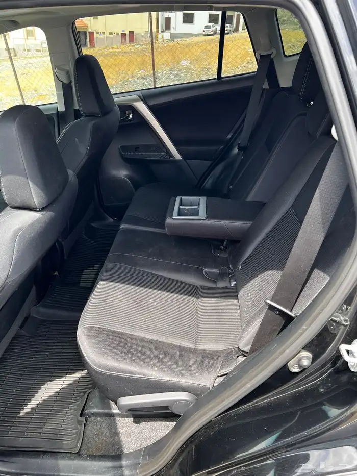 للبيع تويوتا راف فور RAV4 12