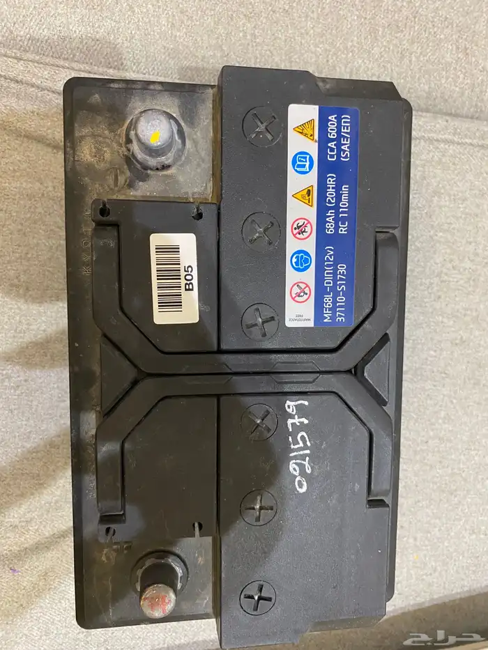 بطارية سيارة زيرو وكالة AGM استخدام اقل من سنة بحاله ممتازه 0