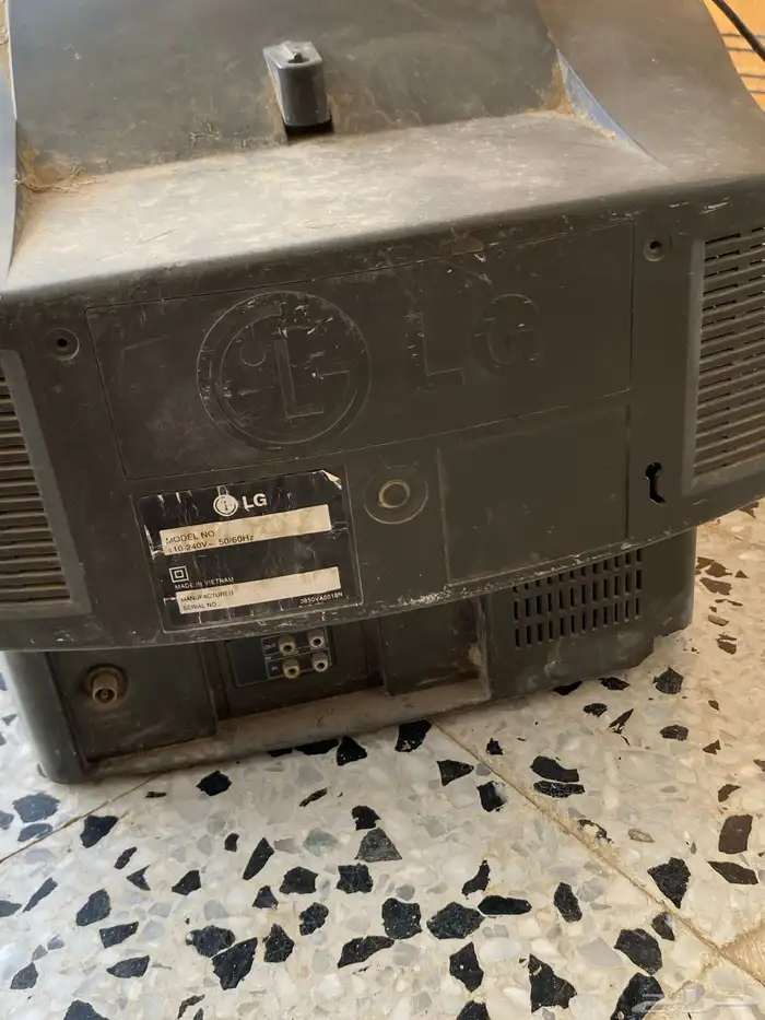 للبيع تلفزيون شغال تراث نظيف 6