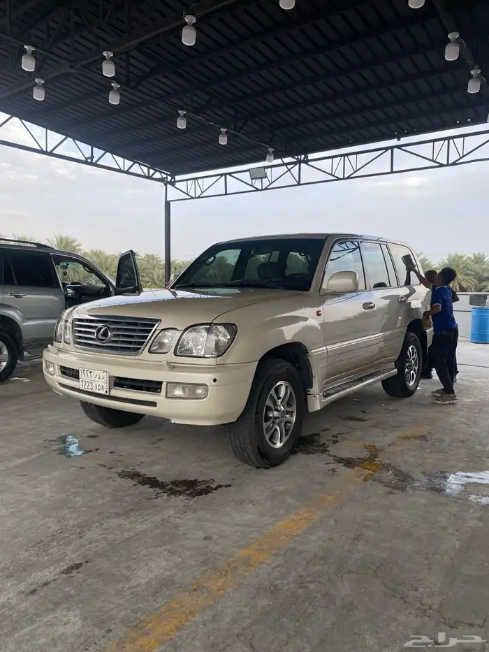 جيب لكزس Lx470 لون كريمي 2006 ممشى 400 24