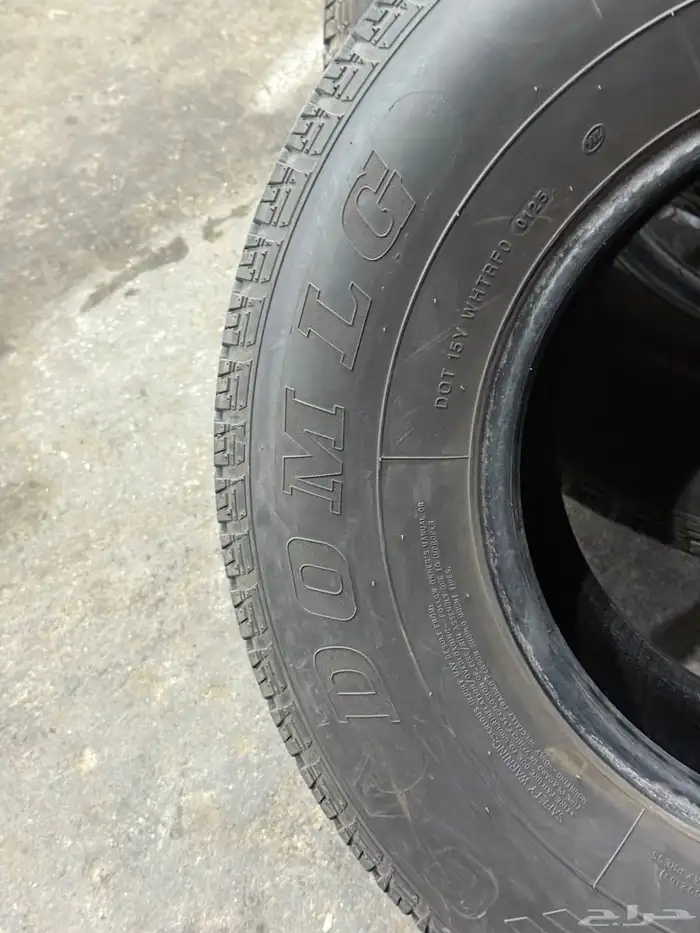 أربع كفرات دعسة برجستون شبه الجديد مقاس 16-70-275 20