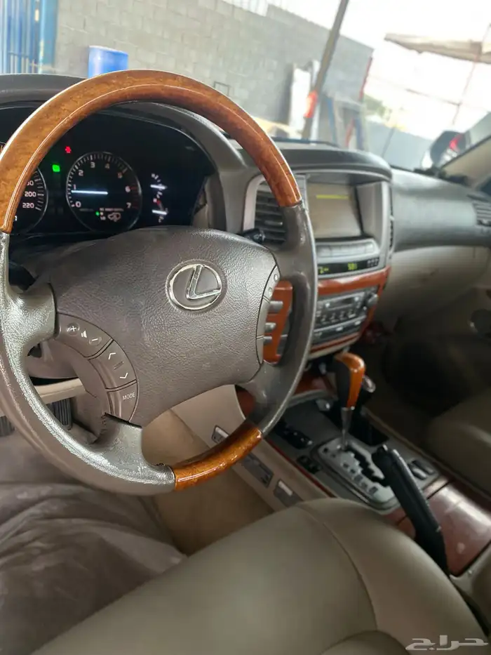 جيب لكزس Lx470 لون كريمي 2006 ممشى 400 27