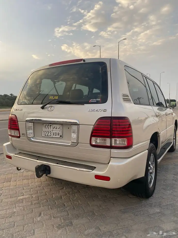 جيب لكزس Lx470 لون كريمي 2006 ممشى 400 1