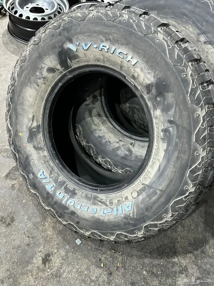 كفرات نص حجري فيرتش مقاس 315 70 17 بزرعهاء 16