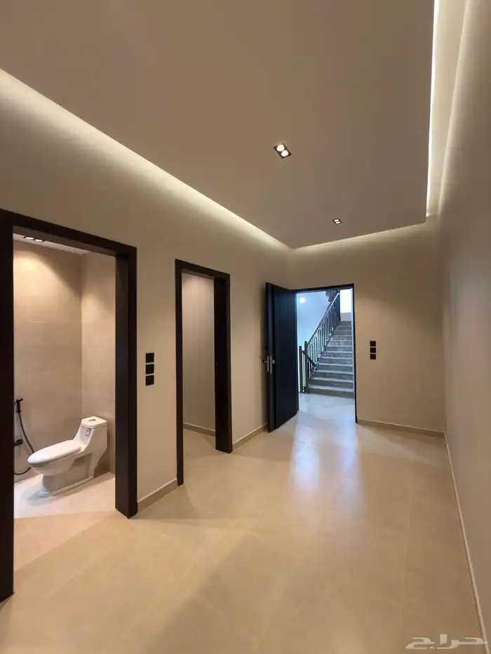 للبيع شقق سكنيه فاخرة طريق المدينه العسكريه بخميس مشيط 14