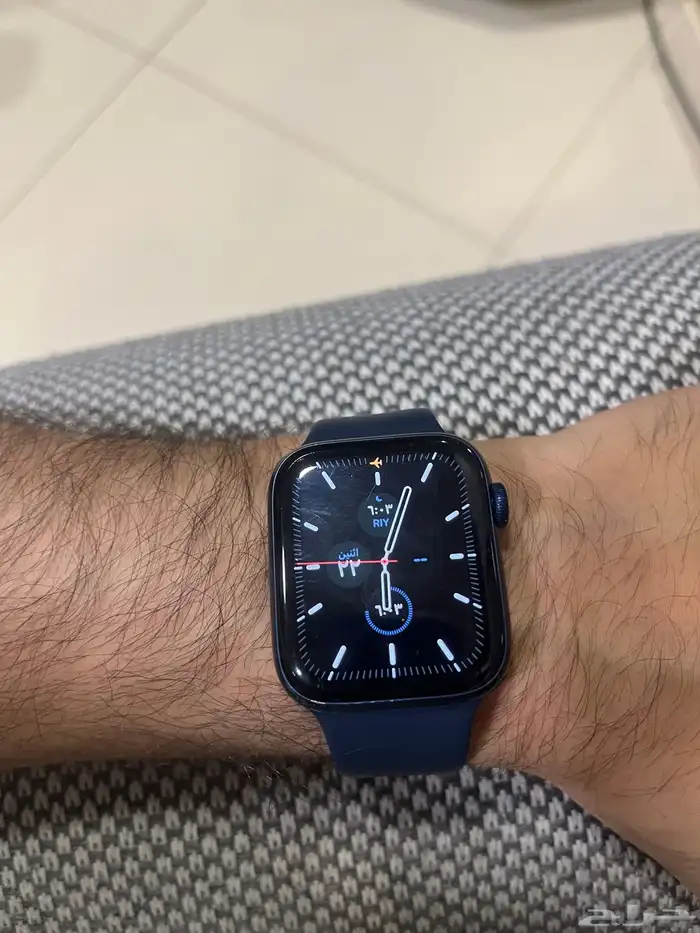 ساعة أبل apple watch الإصدار السادس 1
