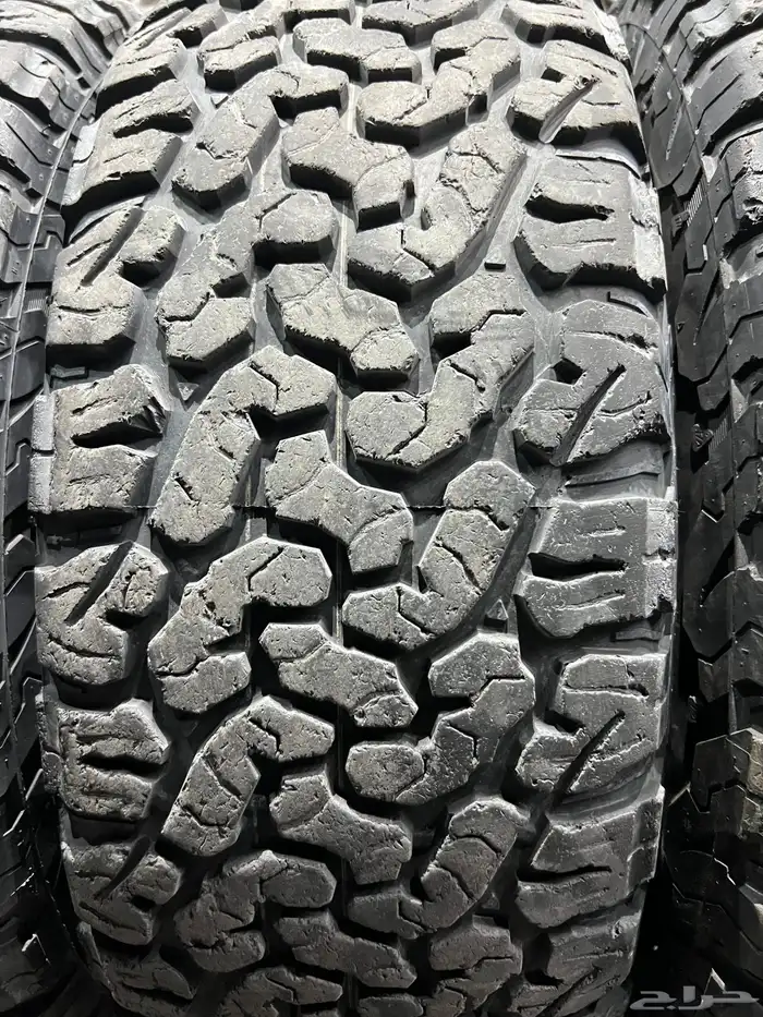 جنوط البرايد نيكل 17 مع كفرات حجرية 285 70 17 تاريخ 20 24