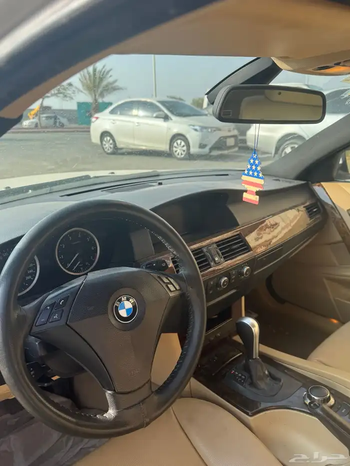 بي ام 8