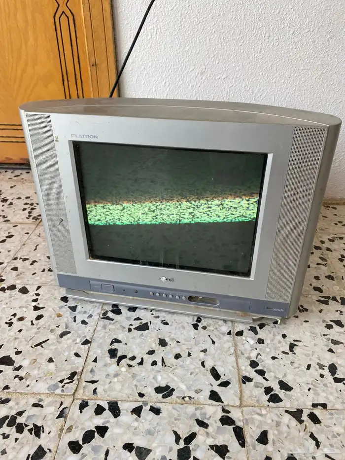 للبيع تلفزيون شغال تراث نظيف 0