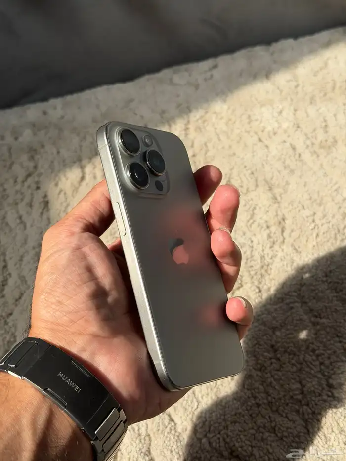 ايفون 15 برو -تيتانيوم- 3