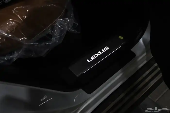 لكزس -BB 600LXوارد الساير 2025 فل كامل 25 سماعه 17