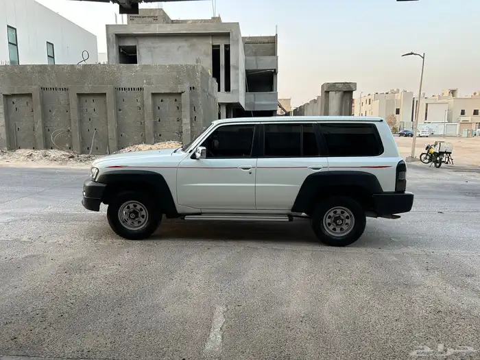 نيسان فتك 2009 2