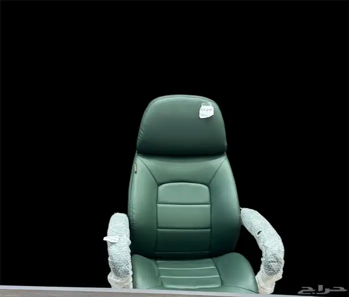 كرسي مكتب مع أقصى قدر من الراحة. خصم 30  لليوم السعودي 6